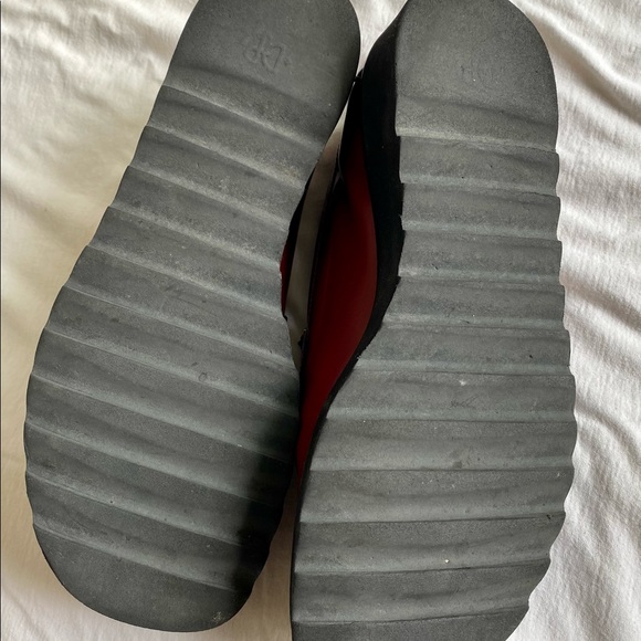 Donald J Pliner Red Leather shoes - Picture 5 of 5